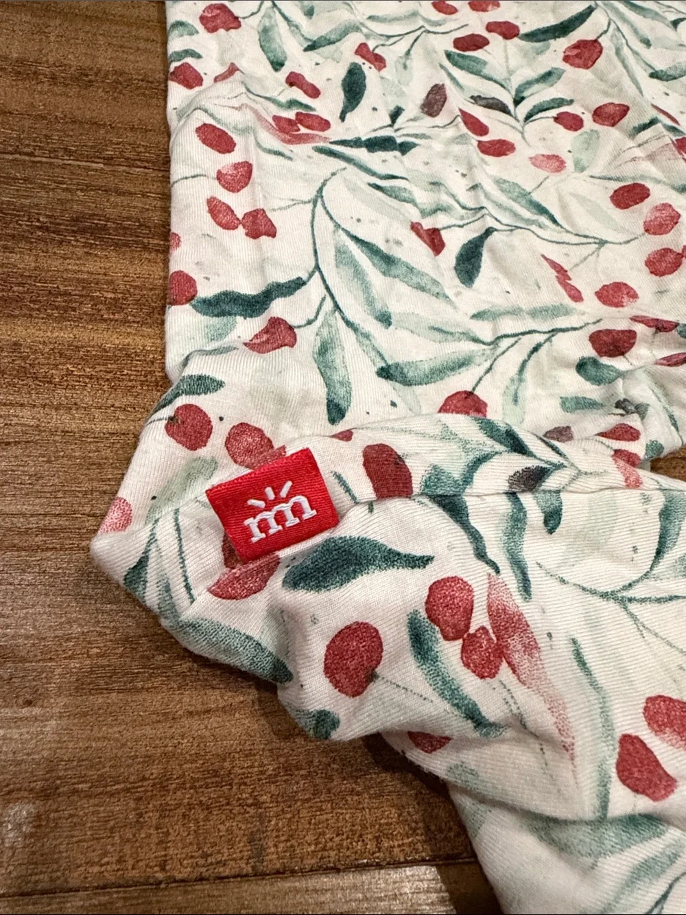 MagneticME 3-6M Long Sleeve Footie Pajamas in Cream with Red Berry Print